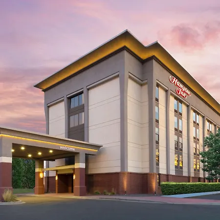Hampton Inn Denver-International Airport-2