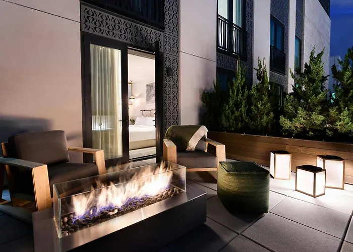 Halcyon - A Hotel In Cherry Creek